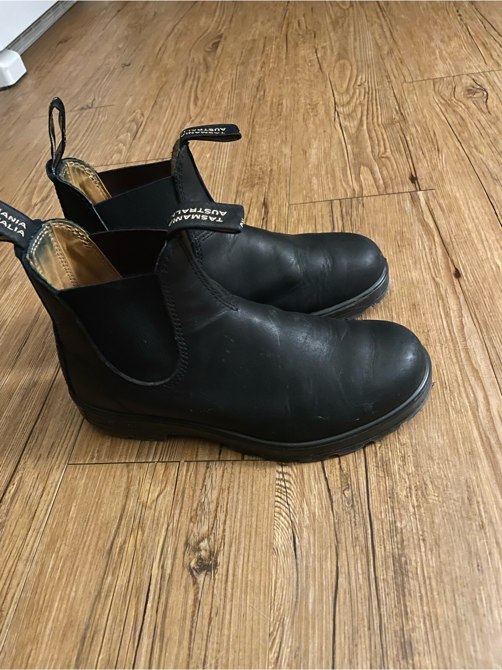 Blundstone 550 Black Chelsea Work Boots - Women’s 7.5 US (4 1/2 Australia)
